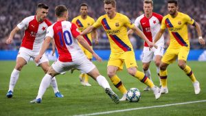 slavia praha vs barcelona UEFA match action