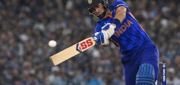 abhishek sharma playing an attacking cricket shot