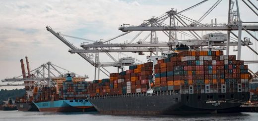 US sanctions Chinese teapot refinery